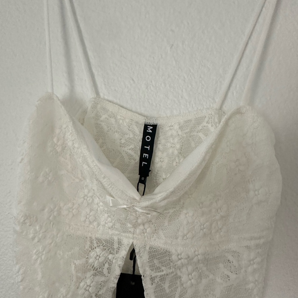NWT Motel Rocks BRIONY BUTTERFLY TOP IN LACE IVORY Small - Picture 4 of 5